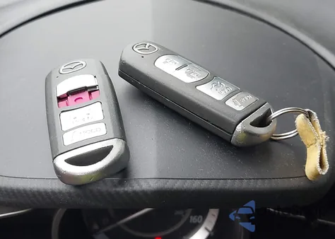 2015 Mazda Mazda3 I Touring из США, поврежденный, VIN JM1BM1V77F1264392